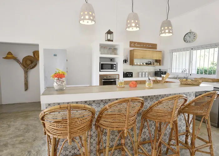 Rodrigues Holiday Family Villa Zourit