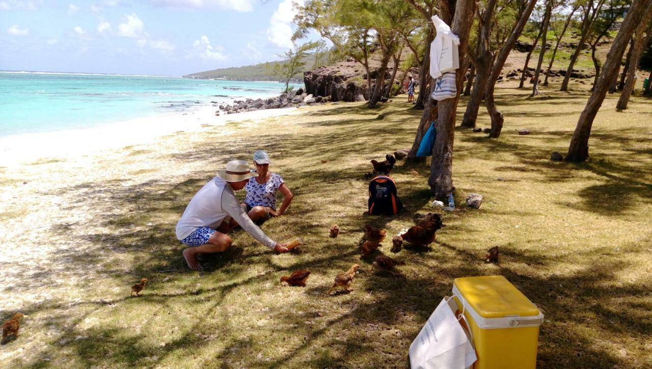 Rodrigues Family Zourit Petit Brule